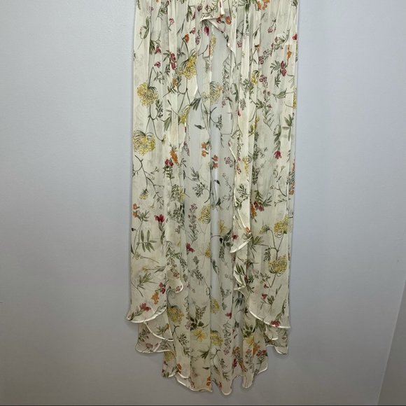 Lulu’s Long Floral Print Hi-Lo V Neck Blouse - Picture 7 of 10